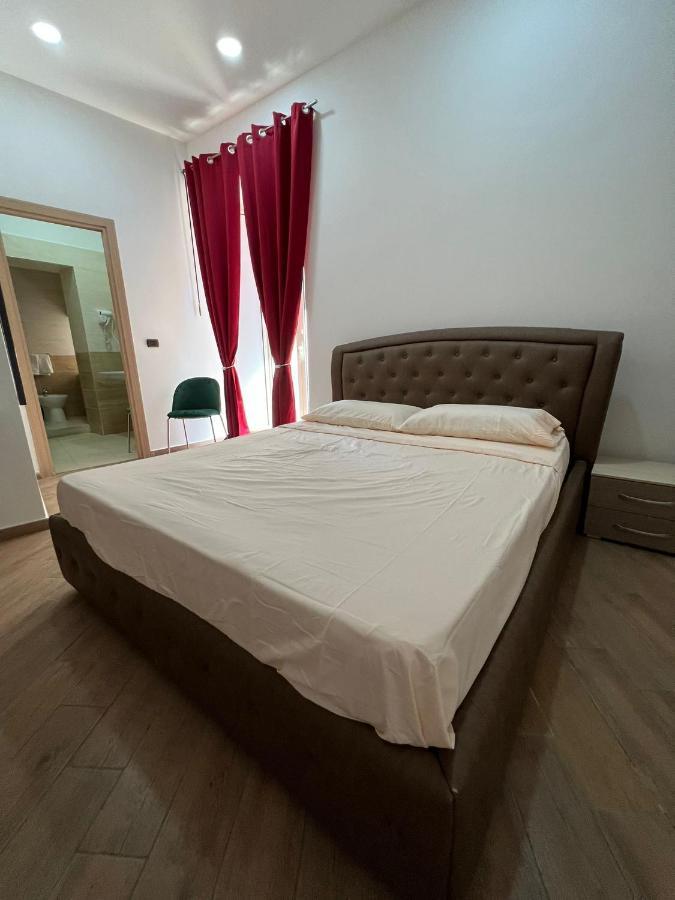 Bed and Breakfast In Piazzetta à Naples Extérieur photo