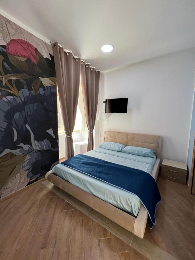 Bed and Breakfast In Piazzetta à Naples Extérieur photo