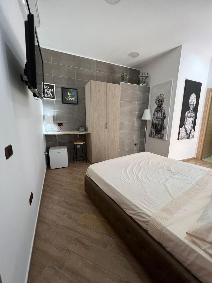 Bed and Breakfast In Piazzetta à Naples Extérieur photo